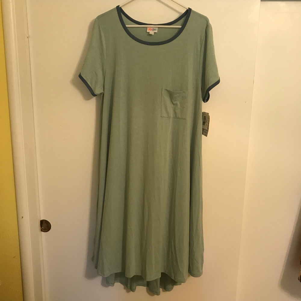 L Lularoe Carly dress